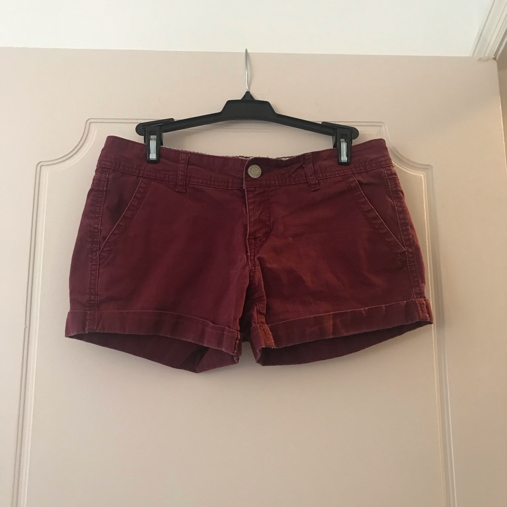 Aeropostale: Cranberry Midi Shorts